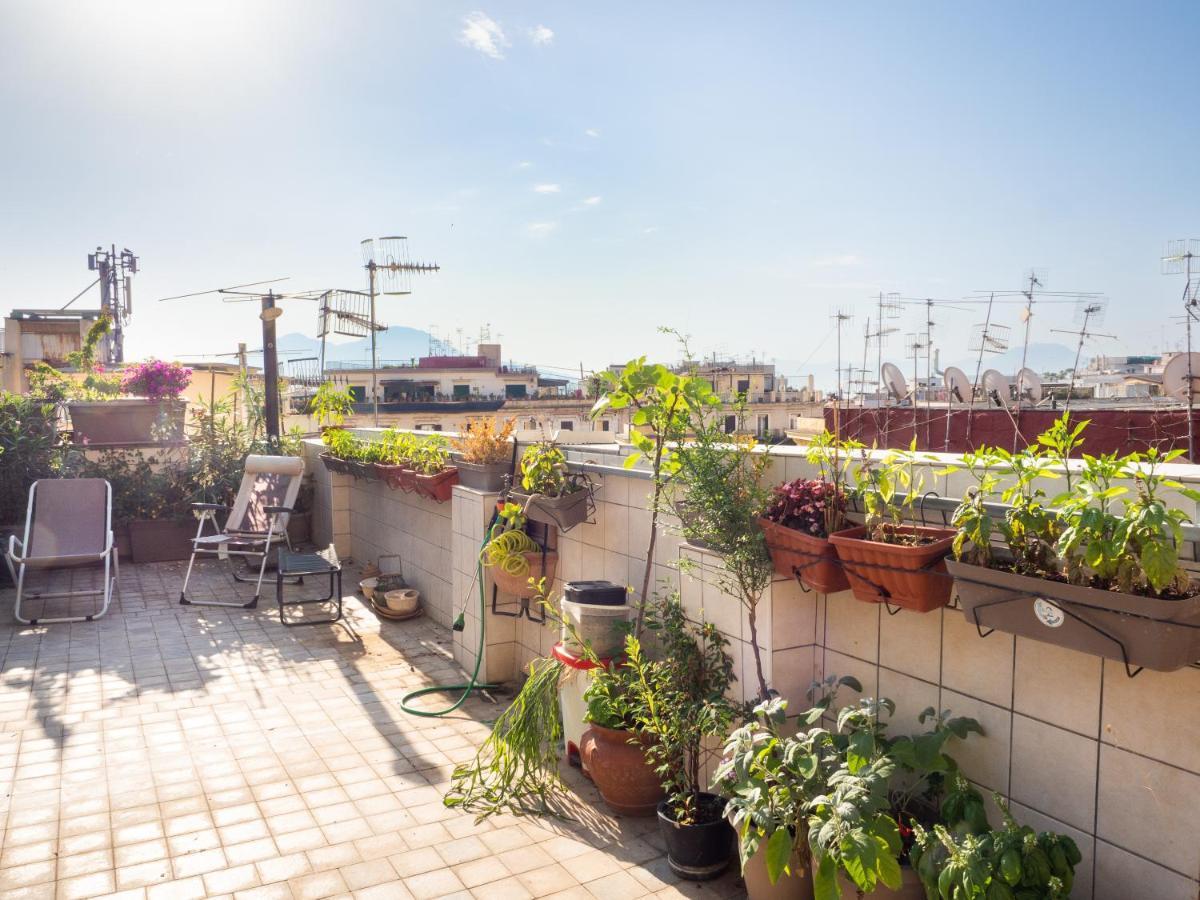 The Heart Of Naples - Neapolitana Apartment Exterior foto