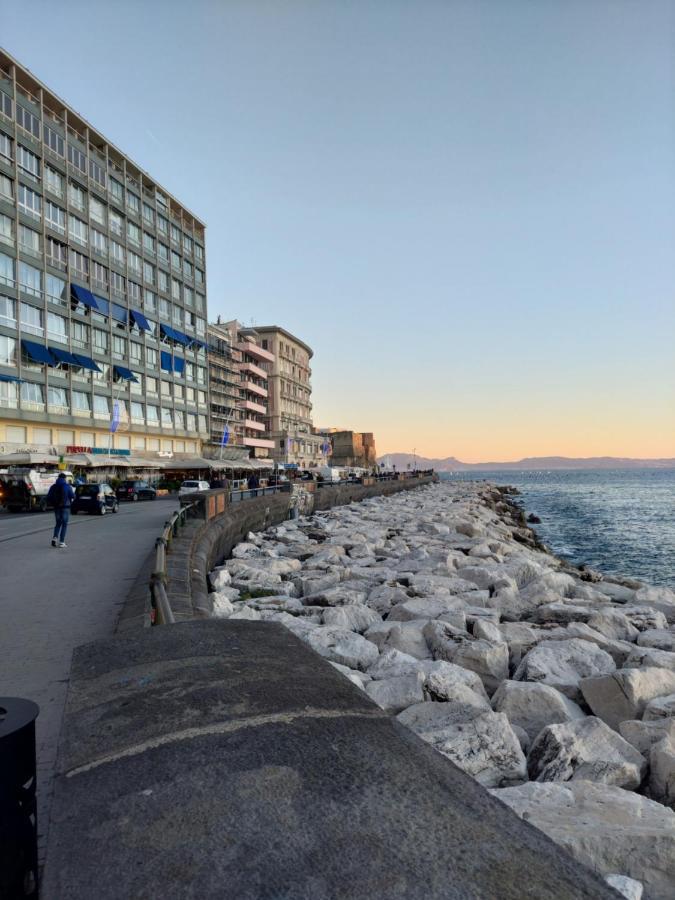 The Heart Of Naples - Neapolitana Apartment Exterior foto